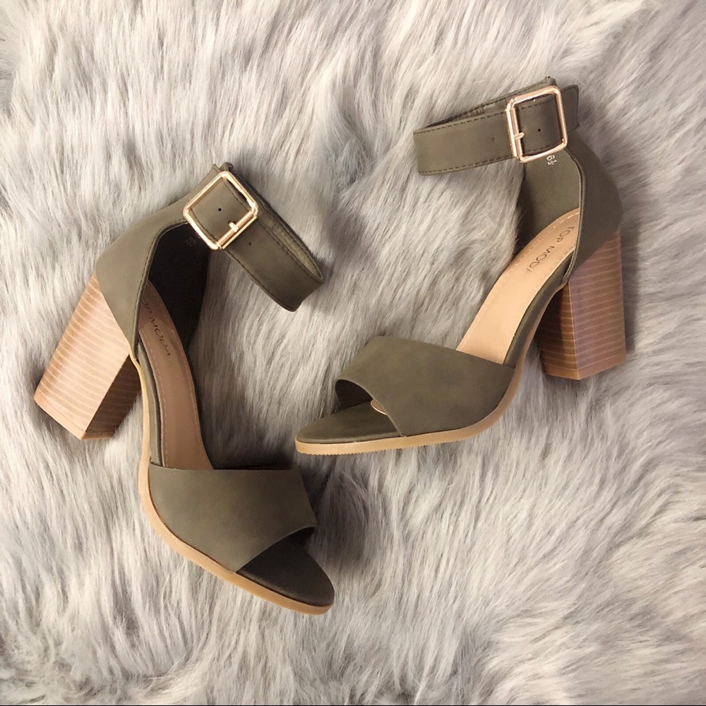 Olive Green Open toe block heel - Picture 4 of 5